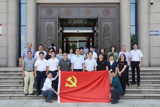 说明: C:\Users\ggzy\Desktop\2019.6.20省交易中心\_DSG5980.JPG